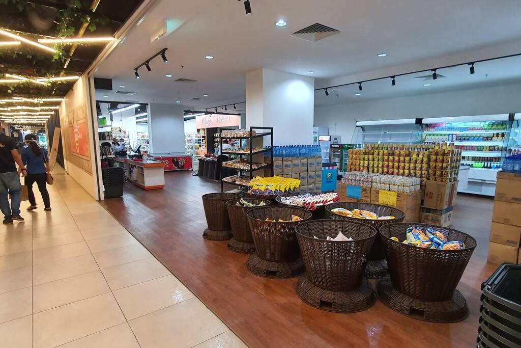 Kozi Square New Sgh Cozy 7a Apartment